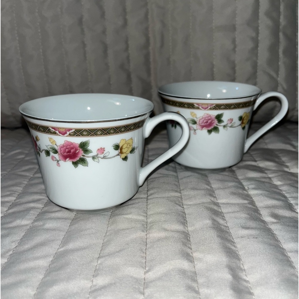 Vintage Ranmaru Crescent Fine China Rose Tapestry Tea Cups Set of 2 Floral Japan